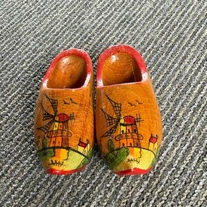 Hand-Painted mini Orange Wooden Clogs - Decorative Dutch Windmill Design 4:8
